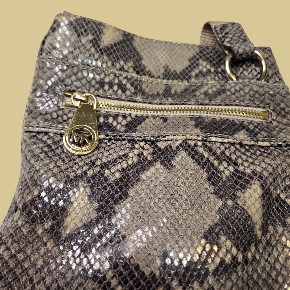 Michael Kors Snakeskin Python Crossbody In EC - Picture 7 of 10